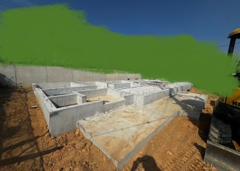 家の写真(工事中)